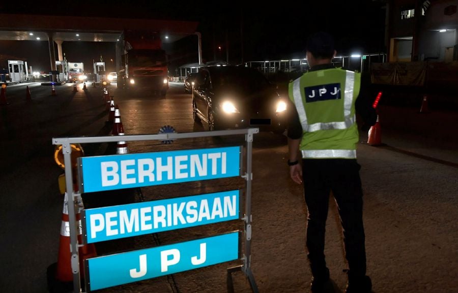 Melaka Road Transport Department (JPJ) director Muhammad Firdaus Shariff said the vehicles seized in the operation, conducted between Feb 1 and 27, consisted of 100 motorcycles, cars (21) and goods vehicles (four). - BERNAMA pic