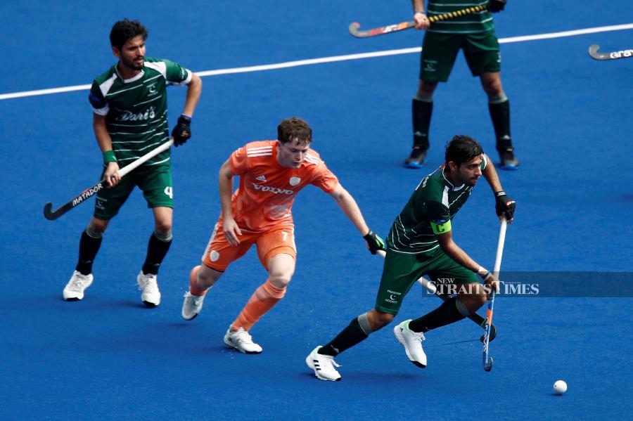 Pakistan held their own against the mighty Netherlands in a physical but thrilling 3-3 draw in a JWC Group D match at the National Stadium in Bukit Jalil on Wednesday. - NSTP/AIZUDDIN SAAD