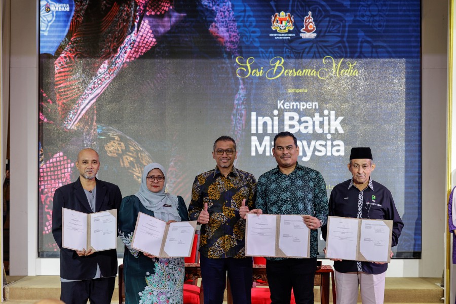 Batik promotion on global stage: Umrah pilgrims to showcase Malaysian ...