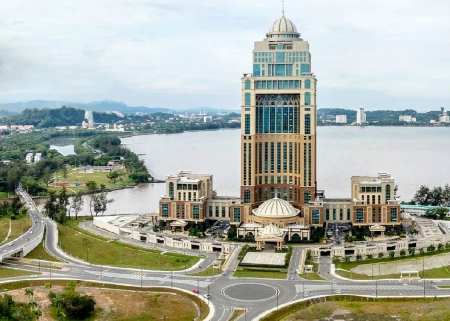 In a statement issued today, Sabah’s MoF clarified that the RM5.0 billion NPLs are recoverable as they are mainly secured against land-based assets and under active recovery action.