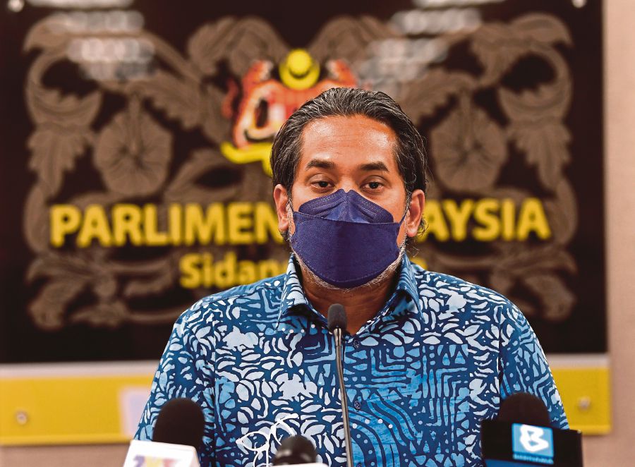 Health Minister Khairy Jamaluddin said the quarantine period was dependant on the travellers’ vaccination status. - BERNAMA pic. 