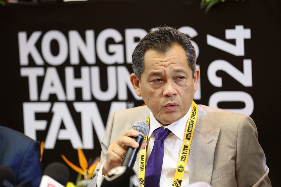  FA of Malaysia (FAM) president Datuk Hamidin Mohd Amin confirmed not receiving any letter from Harimau Malaya head coach Kim Pan Gon, who is rumoured to be leaving the team. — NSTP / AIZUDDIN SAAD
