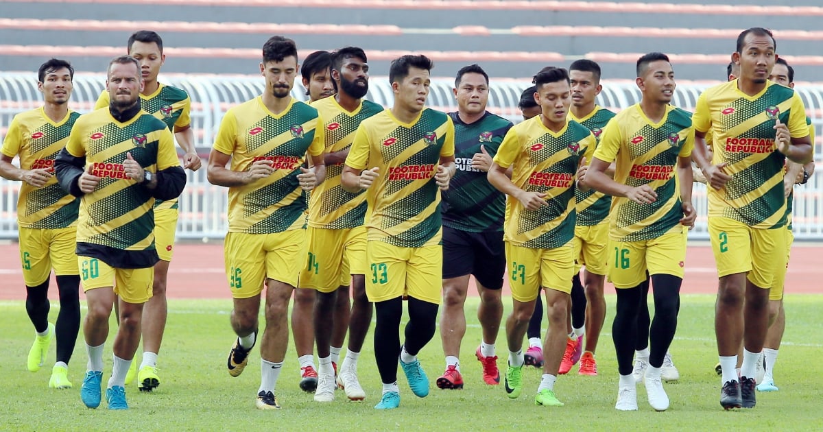 Kedah coach has back-ache to deal with