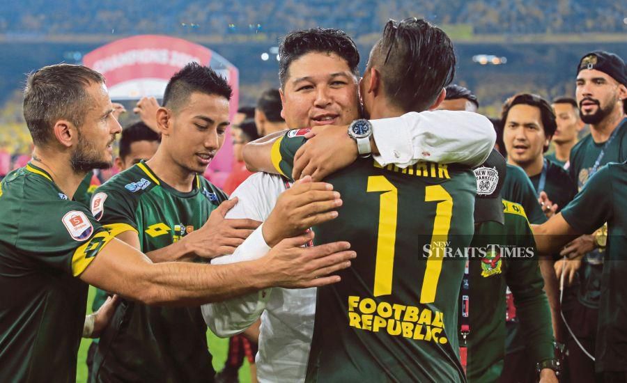 Whenever the Kedah FA (KFA) got into trouble over salary and income tax arrears, coach Aidil Sharin Sahak reached out to his players and advised them to focus only on football. - NSTP file pic