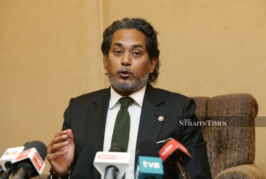 Health Minister Khairy Jamaluddin said, even though such a structure housed several advantages, a better way of doing things would be to allow Malaysia’s healthcare system to be self-governing. - NSTP/ROHANIS SHUKRI 