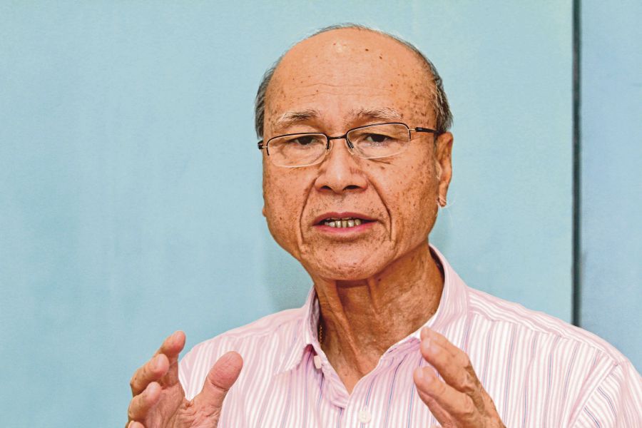 The Malaysian Family slogan could be realised in many ways, and the Covid-19 pandemic has seen people from all walks of life banding together to help those in need, said Malaysia Unity Foundation trustee Tan Sri Lee Lam Thye. - NSTP file pic 