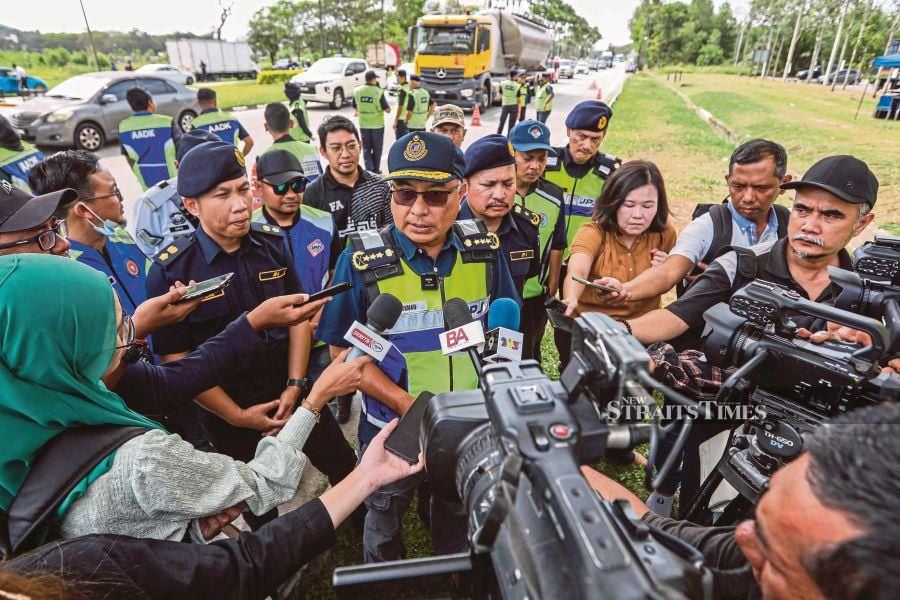 RTD senior enforcement director, Datuk Lokman Jamaan, said the special operation with the assistance from the National Anti-Drug Agency (AADK) was conducted before the respective drivers began their journey at the bus terminals. - NSTP/LUQMAN HAKIM ZUBIR
