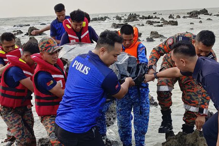 Body of second victim in Batu Layar beach drowning found | New Straits ...