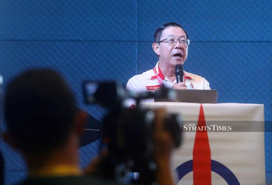 DAP chairman Lim Guan Eng today criticised Tun Dr Mahathir Mohamad for questioning Indian Malaysians’ patriotism in the country. - NSTP file pic