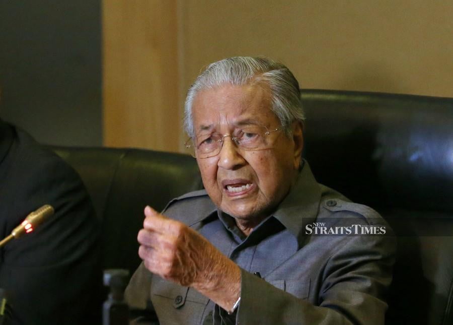 Former Prime Minister Tun Dr Mahathir has called on the government to order a number of defence contractors that provide weapons to Israel to leave the country. NSTP FILE PIC