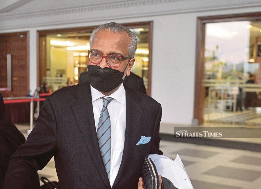 The hearing of the prosecution’s application to call Arul Kanda Kandasamy as a witness in the 1Malaysia Development Berhad (1MDB) audit report tampering trial has been postponed again as Datuk Seri Najib Tun Razak’s lead counsel Tan Sri Muhammad Shafee Abdullah tested positive for Covid-19. - NSTP/AIZUDDIN SAAD