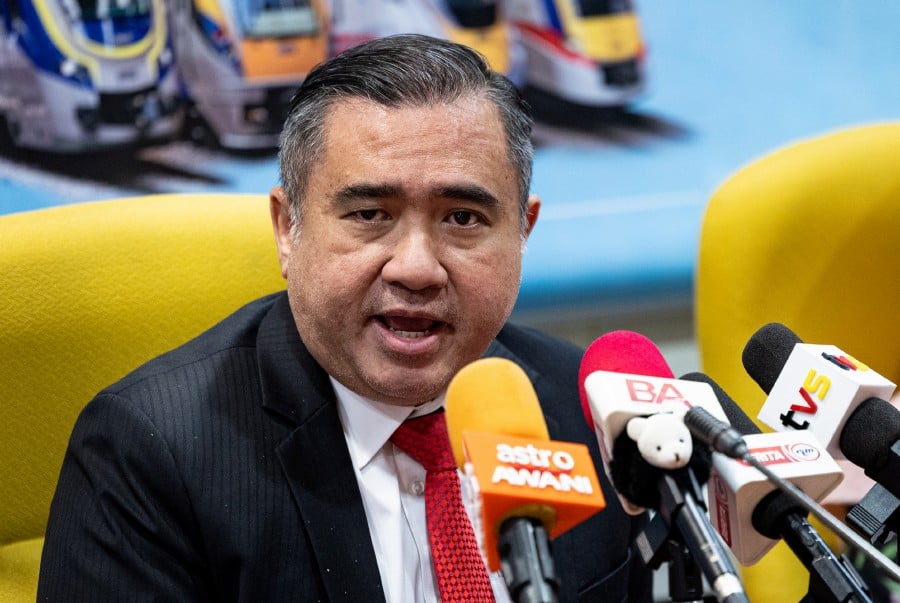 The exemption of cabotage policy is necessary to attract more foreign investments to data centre industry to boost the growth of the digital economy, said Transport Minister Anthony Loke. BERNAMA PIC