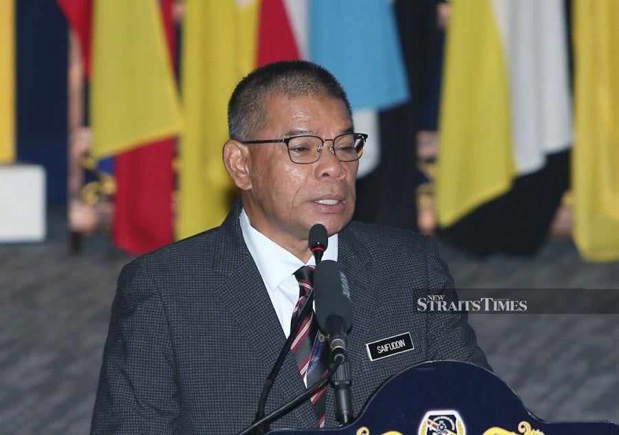 Home Minister Datuk Seri Saifuddin Nasution Ismail said the ministry was collaborating with the United Nations High Commissioner for Refugees (UNHCR) to gather relevant data on the matter. NSTP/EIZAIRI SHAMSUDIN