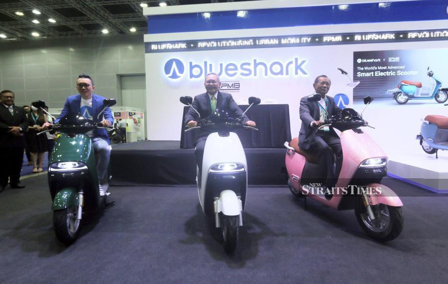 Blueshark also noted that a 3S centre will be built in Glenmarie, Shah Alam with the local assembly (CKD) rolling out in Q3 next year. -- STR/FIRDAUS KAMAL