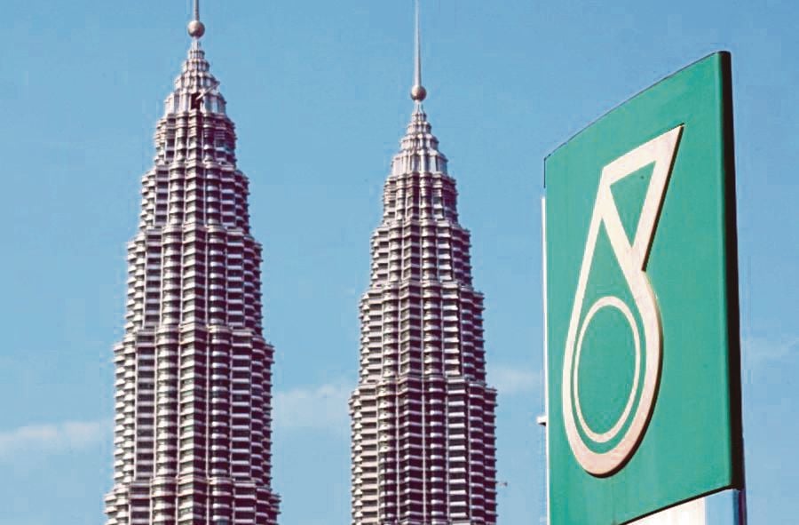 Petroliam Nasional Bhd (Petronas) says its joint venture company in Sudan is pursuing legal recourse over the arrest of its former officers in the African country.