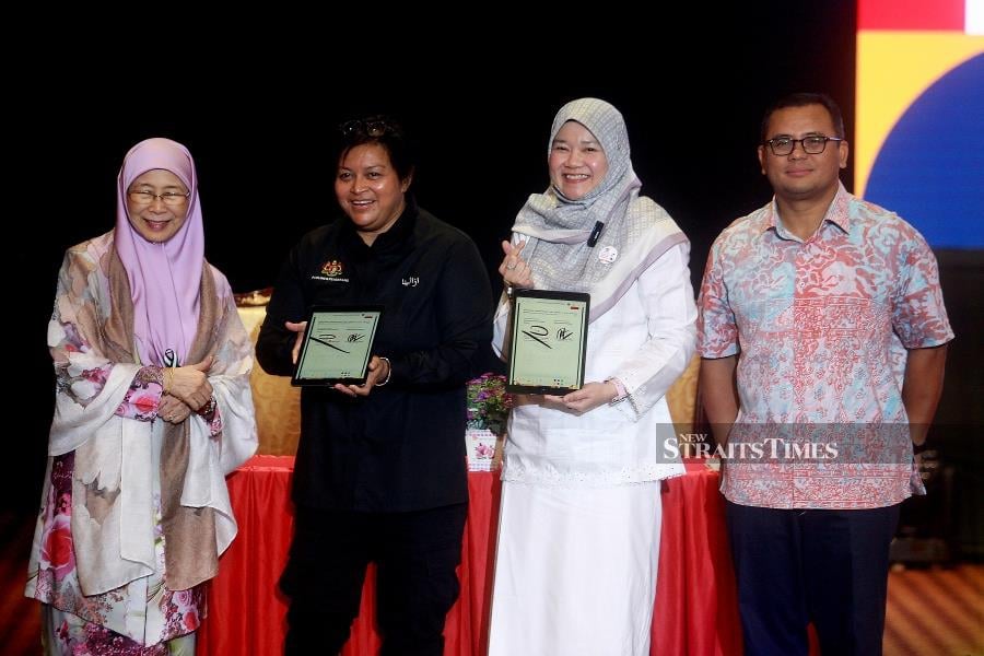 The government will go after teachers and school administrators who fail to report sexual abuse cases among school students, said Datuk Seri Azalina Othman Said today.- NSTP/FAIZ ANUAR