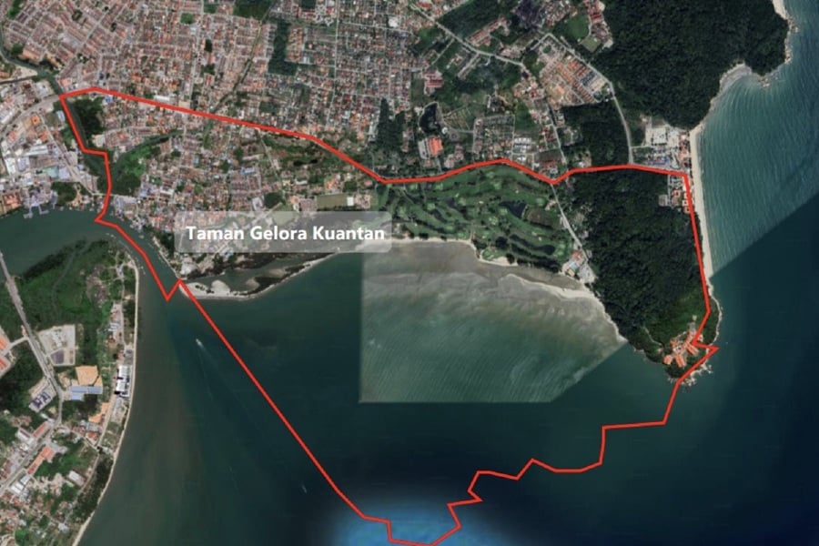 Pahang is looking at the prospect of having its first land reclamation exercise — a mega seafront project — along Pantai Gelora, some 3.5km from the popular Teluk Cempedak beach here. - Pic courtesy from Kuantan District Locality Plan 2035 Draft