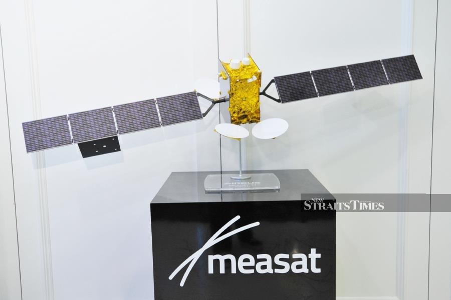 Malaysians have been urged to tap into the business, social and personal growth opportunities that comes with the recent launch of the Measat-3d satellite. - NSTP/AIZUDDIN SAAD