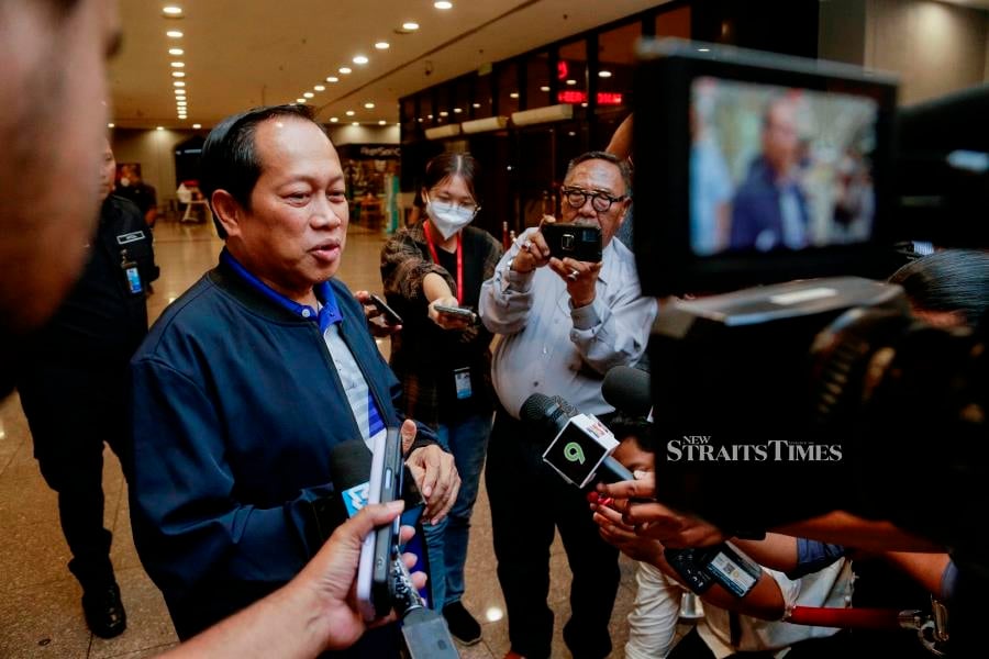 Umno secretary general Datuk Ahmad Maslan said the move shows that there is a distrust over what the Prime Minister wants to do. - NSTP/AIZUDDIN SAAD