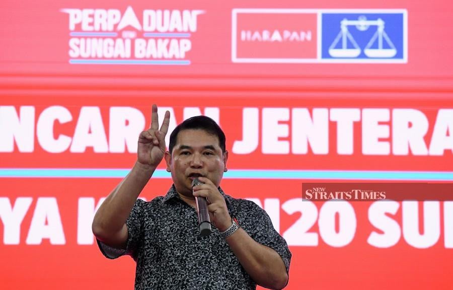 Economy Minister Rafizi Ramli has schooled the opposition over queries on the International Monetary Fund (IMF) loan, saying that only nations on the brink of bankruptcy seek such financial assistance. - NSTP pic
