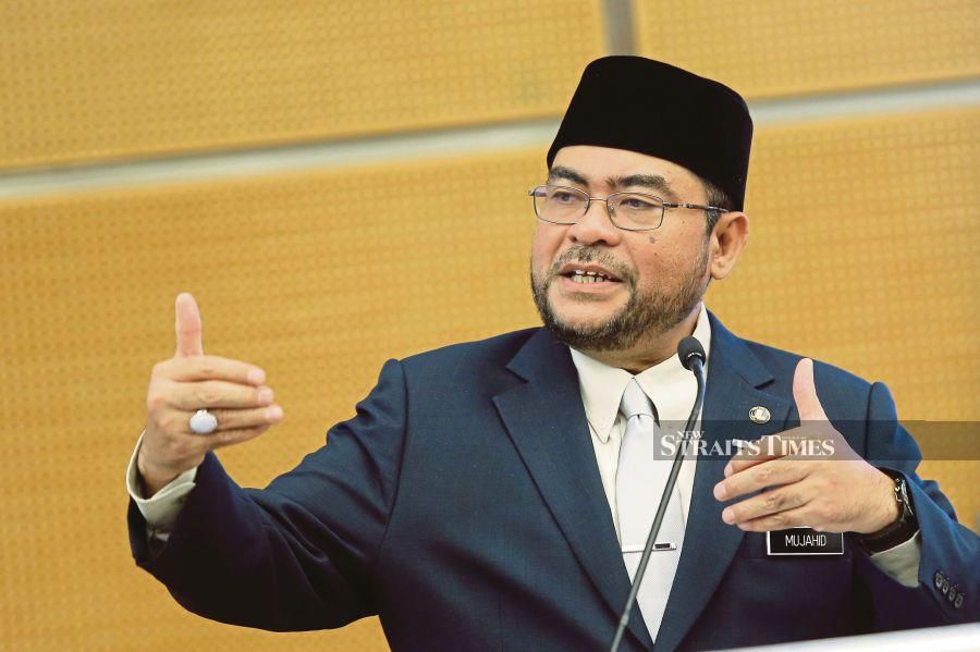 Get Your Facts Right Mujahid Tells Ahmad Marzuk On The Palm Oil Issue