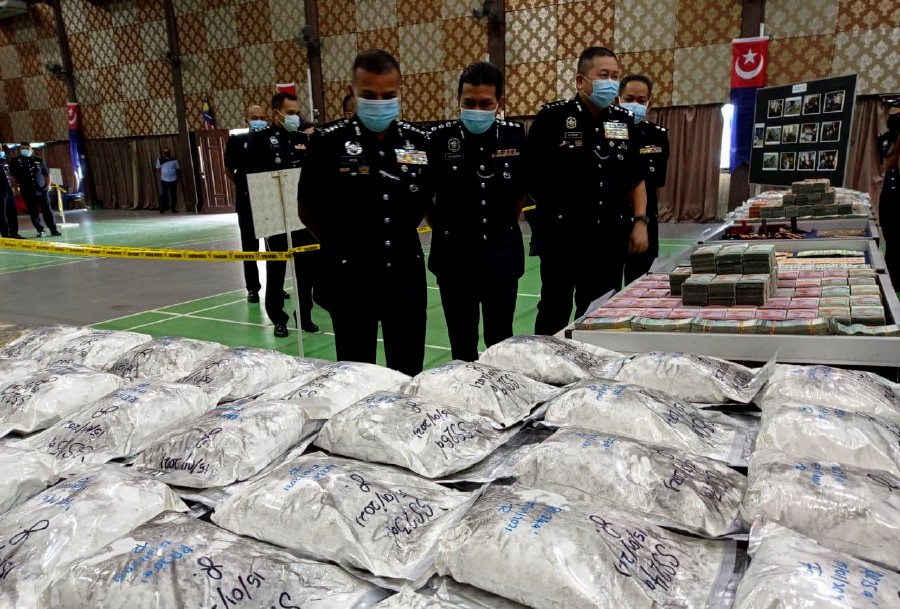 Johor police seized various drugs worth RM201.8 million in separate raids throughout the state capital on Thursday and Friday, making it the biggest haul of the Narcotics Criminal Investigation Department. - NSTP/NURUL AMANINA SUHAINI