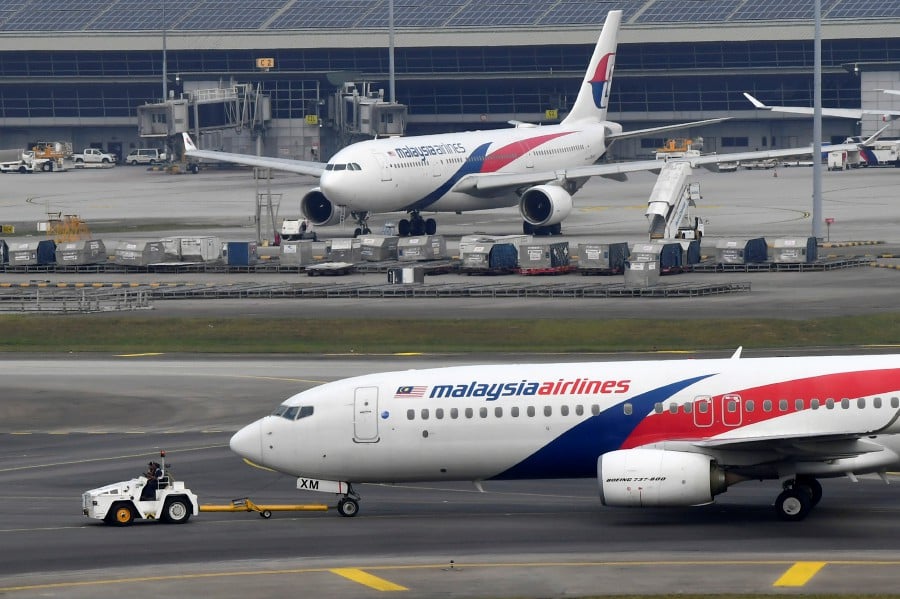Air France Klm Proposes Buying 49pct Of Malaysia Airlines Jal