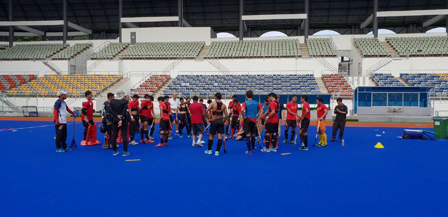 National coach Stephen van Huizen has about 10 “critical days” to rectify the weaknesses that were exposed in the team during the recent Australia Tour. (Pic courtesy of Malaysian Hockey Confederation Facebook)