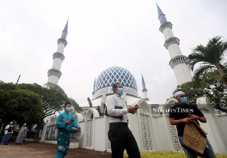 The number of congregants for Friday prayers at the Masjid Sultan Salahuddin Abdul Aziz has been increased to 2,000, while the number of congregants for the five daily prayers will be set at 500, effective today. - NSTP/ MUHD ASYRAF SAWAL