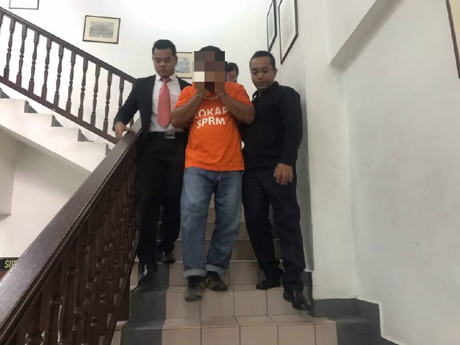 third-person-remanded-over-macc-probe-into-rm2-54-mil-melaka-false-claims-case-new-straits