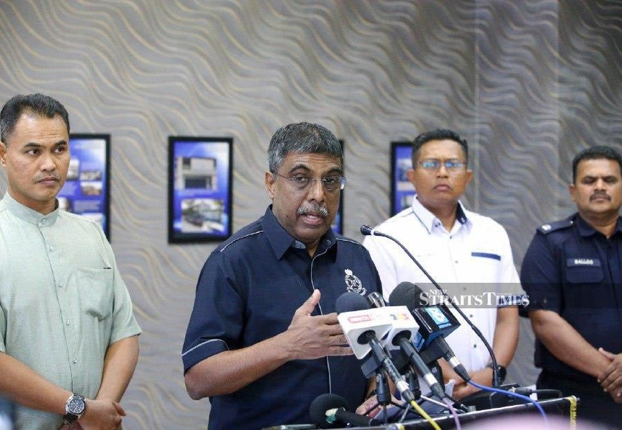 Kuala Lumpur Police chief Datuk Allaudeen Abdul Majid during a press conference regarding the murder case that happened in Kampung Sungai Penchala, at the Brickfields District Police Headquarters. - NSTP / EIZAIRI SHAMSUDIN