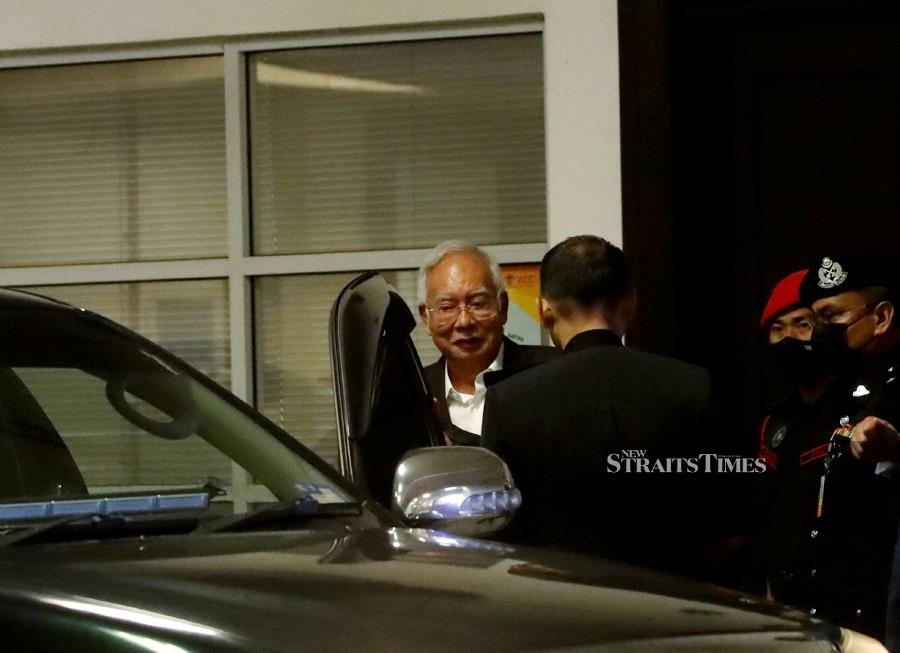 Jailed former prime minister Datuk Seri Najib Razak will be testifying as the 23rd prosecution witness against Tan Sri Shahrir Samad on January 5 next year. - NSTP/EIZAIRI SHAMSUDIN