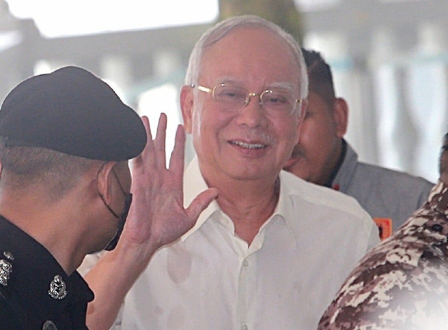 Health Minister Dr Zaliha Mustafa confirmed today that former Prime Minister Datuk Seri Najib Razak has been admitted to the hospital.- NSTP/FATHIL ASRI
