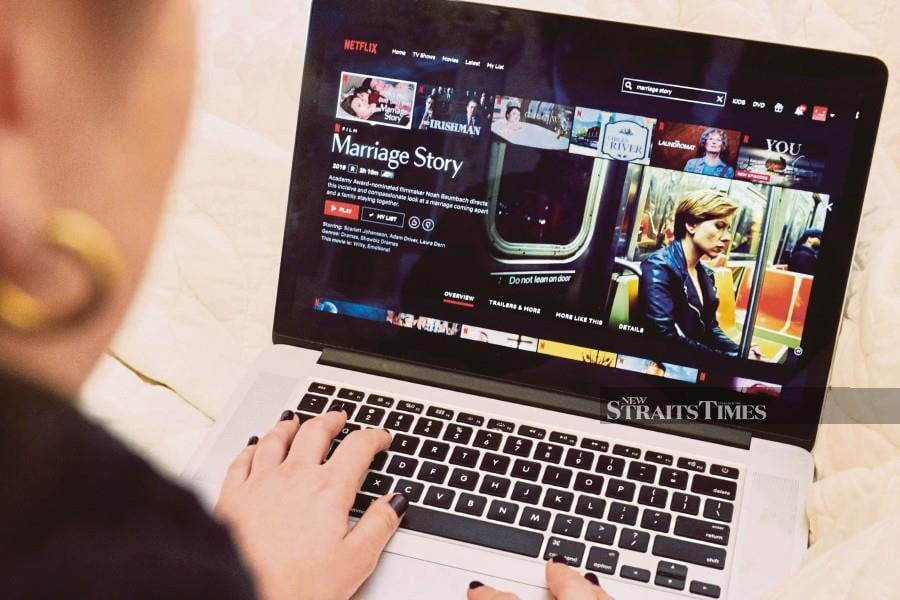 Netflix has set a new subscribe rule today whereby sharing of password can only be permitted for users staying in the same household.