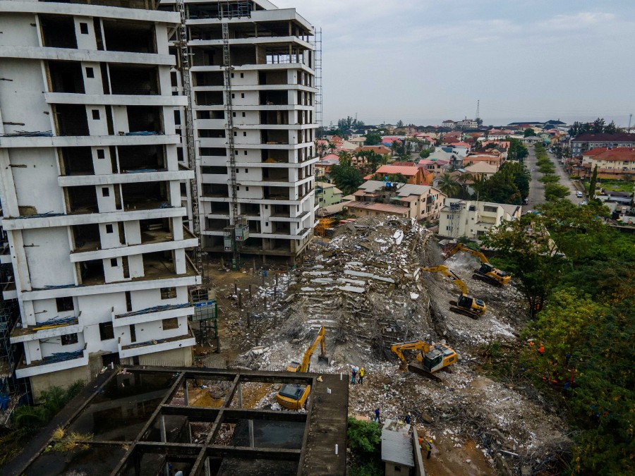 The death toll from the collapse of a high-rise building in an upscale area of Nigeria's commercial capital Lagos has risen to 36, the emergency services said on Thursday. - AFP pic