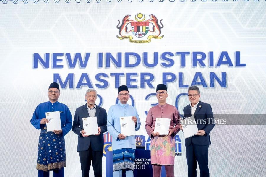 The New Industrial Master Plan 2030 (NIMP 2030) is instrumental in supporting the Madani Economy framework and achieving the targets set for the next 10 years, including being a leader of the Asian economy and ranking among the top 30 largest economies in the world and the top 12 in global competitiveness. -NSTP/ASYRAF HAMZAH