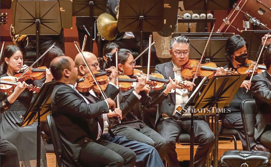 The National Symphony Orchestra (Istana Budaya)