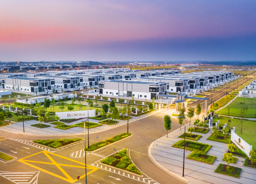 These green business parks are designed to assist business owners to establish their firms in a thriving environment, with strategic locations and versatile layouts. (Photo credit: EcoWorld)