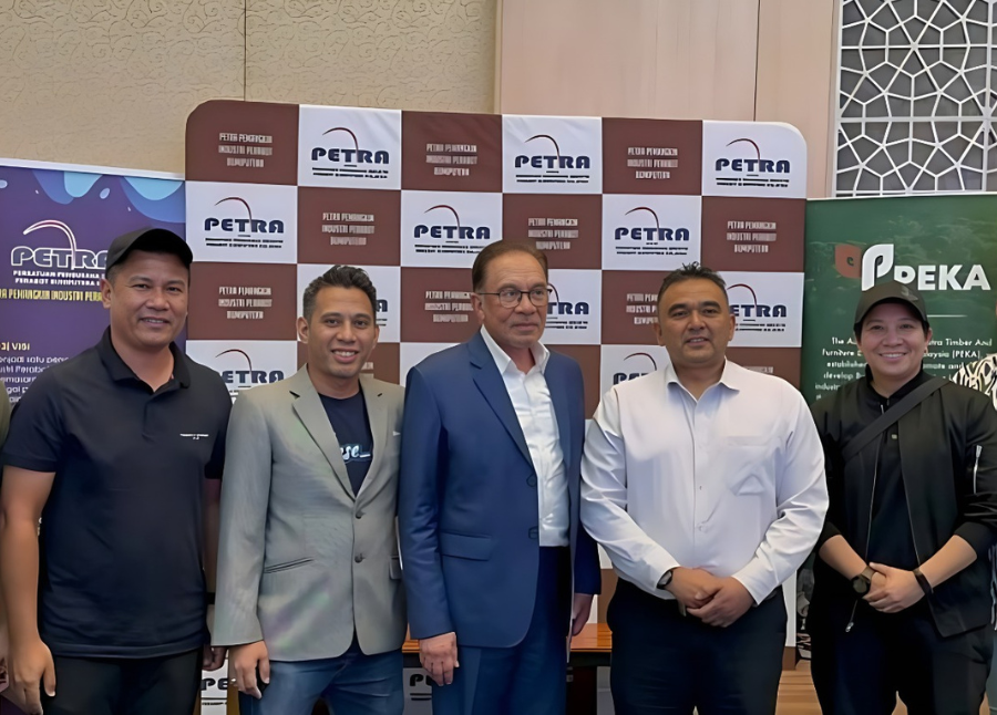 Since 2022, Peka has provided 120 craftsmen in Malaysia with a RM5,000 grant to purchase machines for producing crafts and furniture. - File pic credit (MTIB)