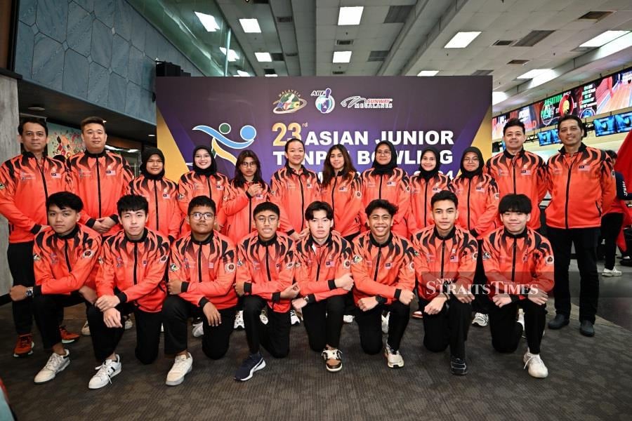 The Malaysian team for the Asian Junior Bowling Championships. PIC FROM MTBC