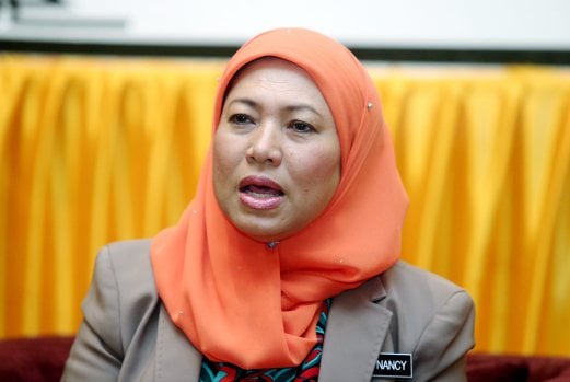 Nancy Shukri heads lists of 613 recipients of Pahang state awards | New ...