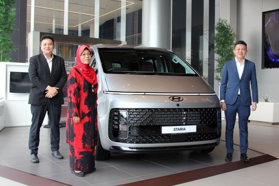 Hyundai Staria Premium lands, priced from RM358,888 | New Straits Times ...