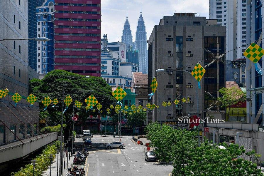 KUALA LUMPUR: The main streets in the capital appear deserted on the second day of Hari Raya as many city dwellers are on holiday. BERNAMA PIC
