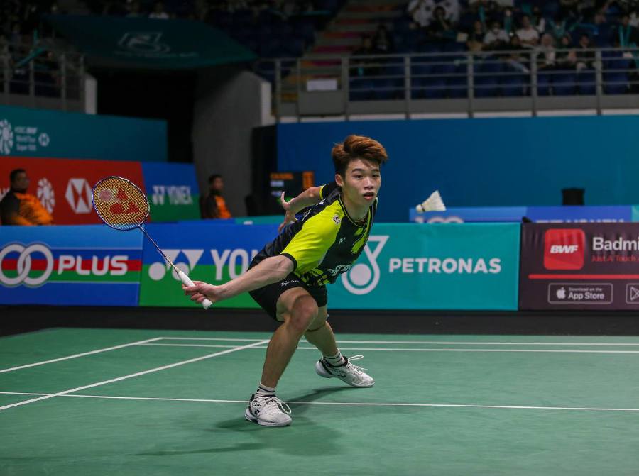A one-day break made very little difference for Malaysia's world No. 18 Ng Tze Yong, who crashed out of the French Open on Saturday.- NSTP file pic