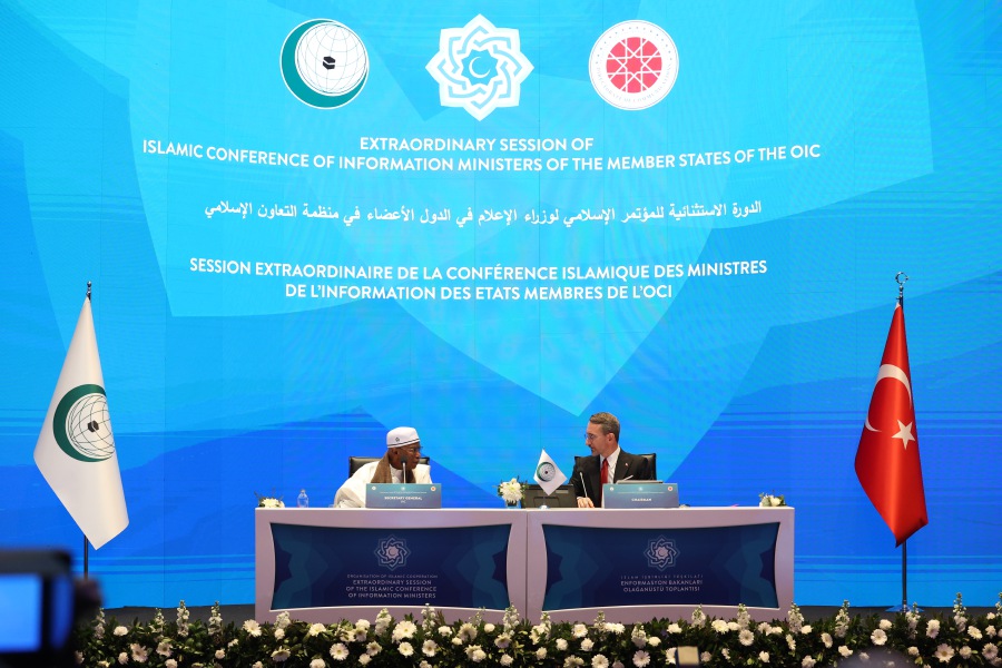 The Organisation of Islamic Cooperation (OIC) secretary-general Hissein Brahim Taha (left) and President of the Directorate of Communications of the Republic of Turkiye Fahrettin Altun during The Extraordinary Session of The Islamic Conference Of Information Ministers (ICIM) here today.