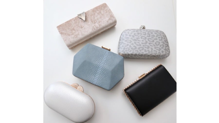 Golden Sparkle: Elevate Your Style with Exclusive Clutch Sling Bags –  Luxurion World