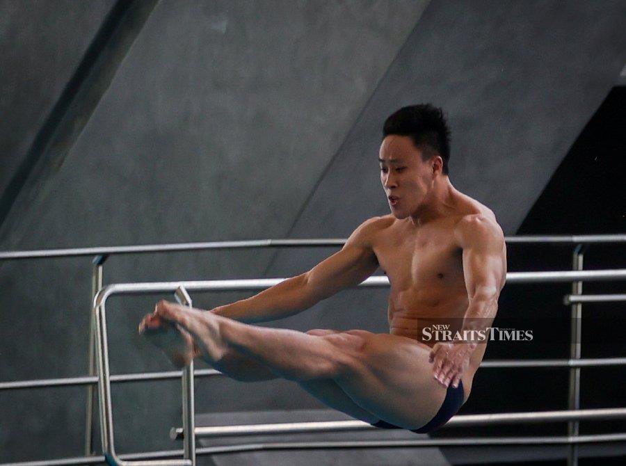 Ooi Tze Liang has yet to hit top form ahead of February's all-important Doha World Championships but that did not stop him from bagging gold at the inaugural Malaysia Open Diving Championships today. - NSTP/ASWADI ALIAS