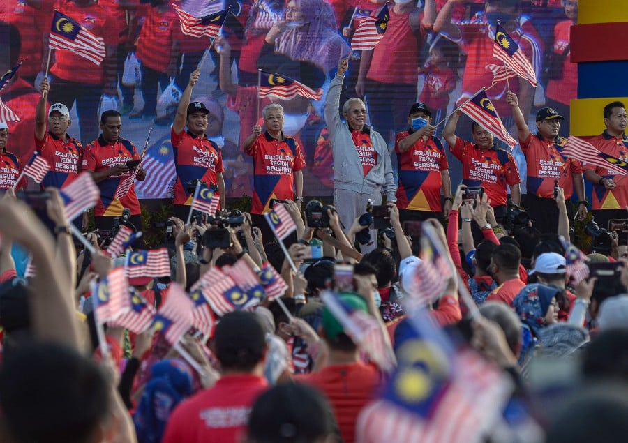 Prime Minister Datuk Seri Ismail Sabri Yaakob also urged all Malaysians to enliven the National Day by hoisting Jalur Gemilang at premises to express their love for the country.  - Bernama pic