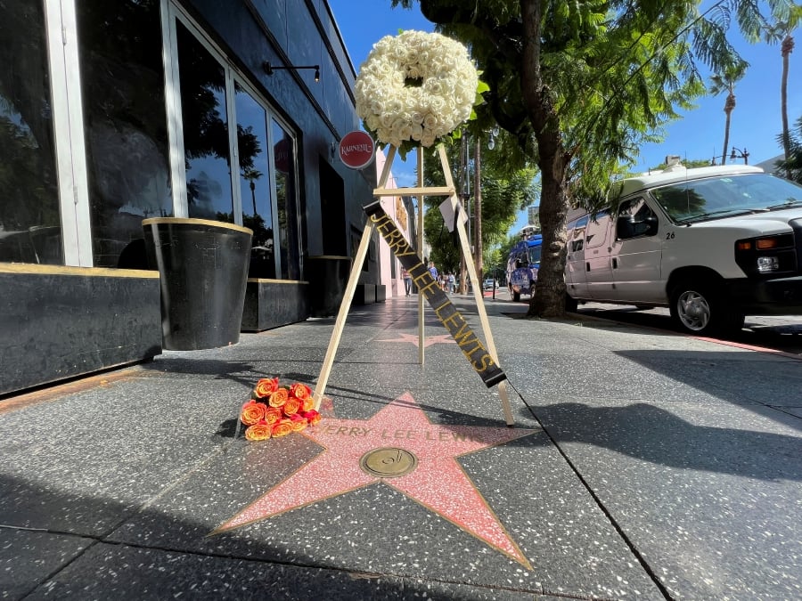 Pioneering rocker Jerry Lee Lewis dead at 87