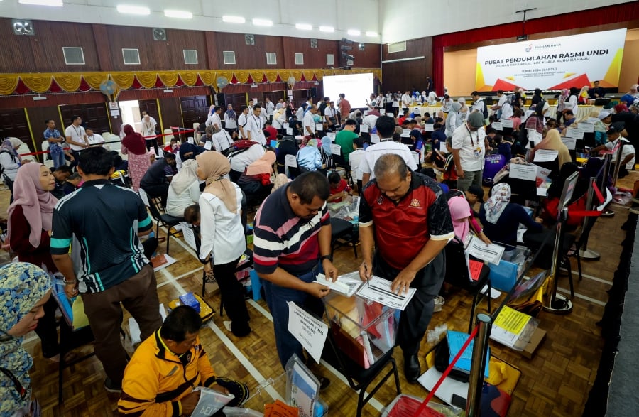 The public need not worry about voting in the Kuala Kubu Baharu (KKB) state by-election tomorrow because public order and security are assured. - BERNAMA pic